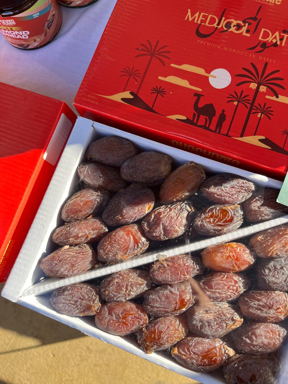 Pack de 10 boîtes de Dattes Mejhoul Large de Tafilalet - 1 KG | Trésor du Maroc